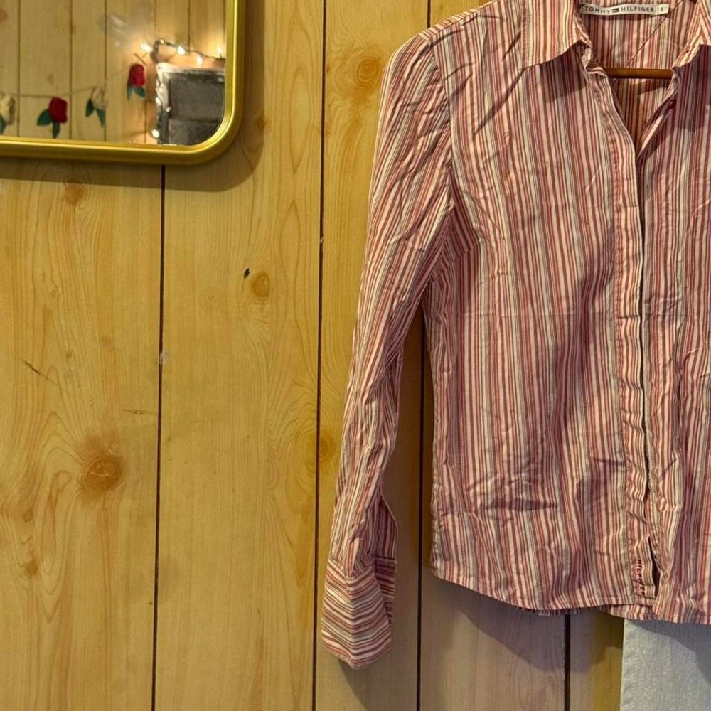 Vintage Tommy Hilfiger Red Striped Button Up Shirt‎ Womens Size 6 Long Sleeve